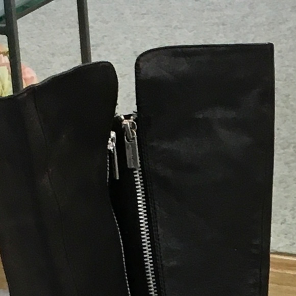 Michael Kors boots with full zipper size 5.5 - Picture 3 of 4